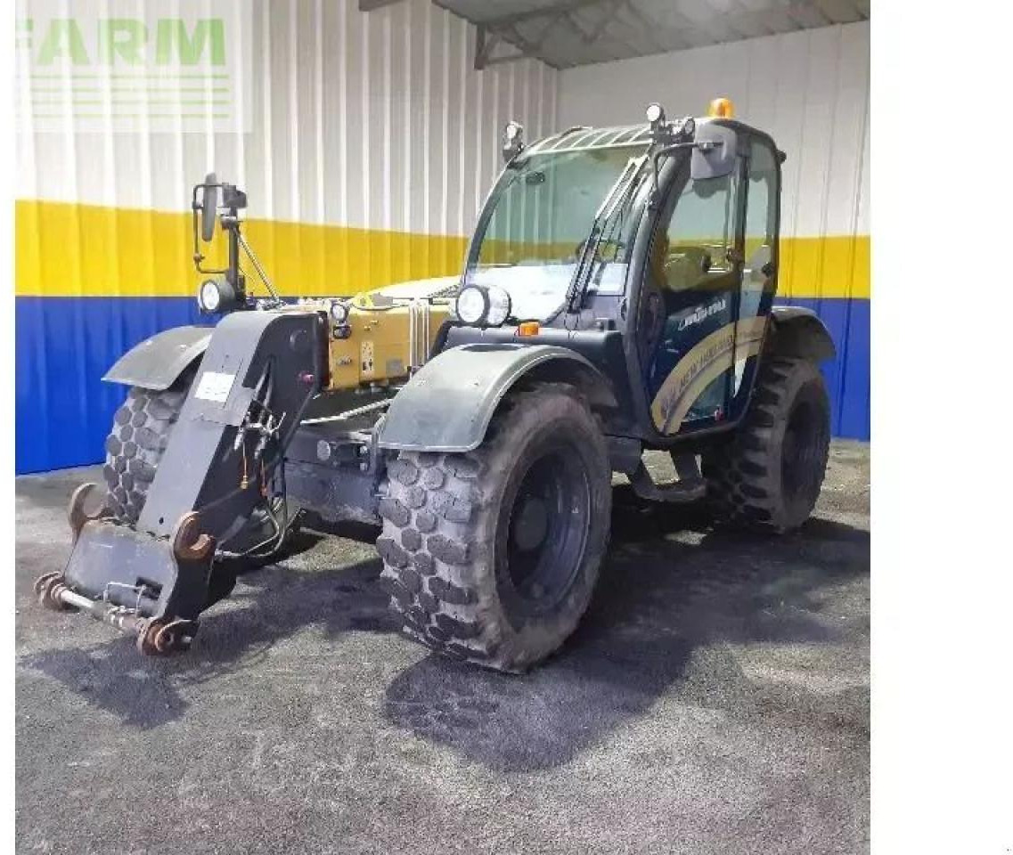 New Holland th7.42 - Телескопичен товарач: снимка 2 New Holland th7.42 - Телескопичен товарач: снимка 2