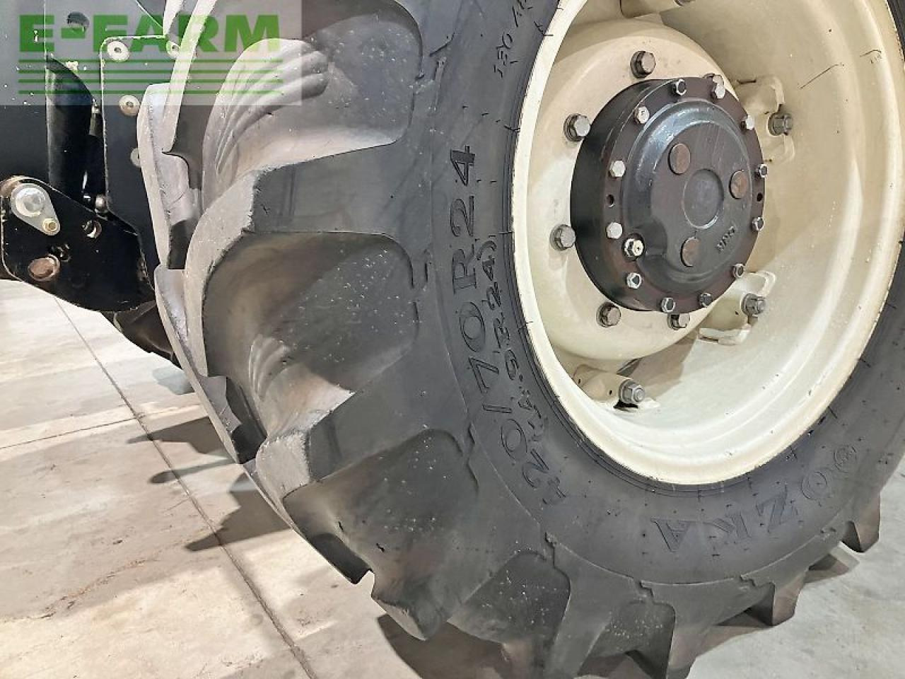 Трактор New Holland tl100a (4wd) A: снимка 6