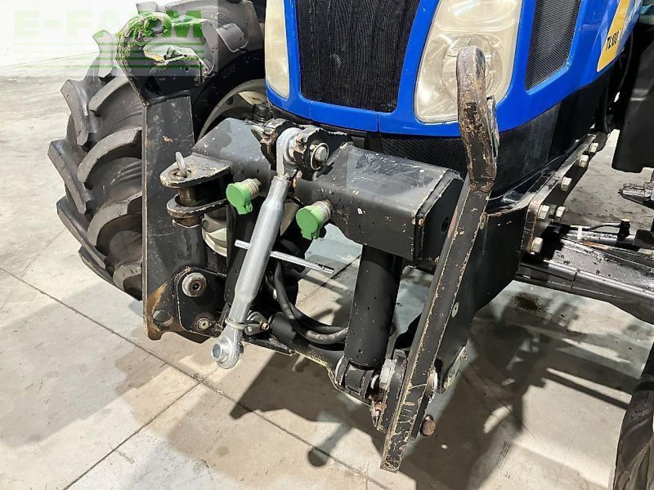 Трактор New Holland tl100a (4wd) A: снимка 8
