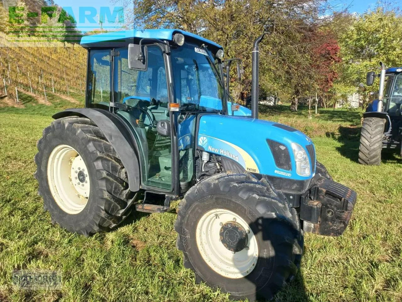 New Holland tn-d 70 a D - Трактор: снимка 2 New Holland tn-d 70 a D - Трактор: снимка 2