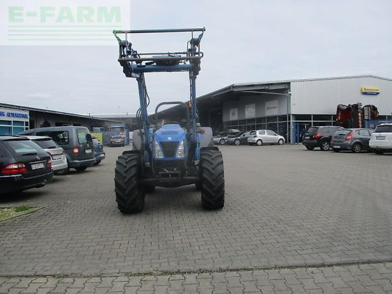 New Holland tn70 a niedrige bauhöhe - Трактор: снимка 2 New Holland tn70 a niedrige bauhöhe - Трактор: снимка 2