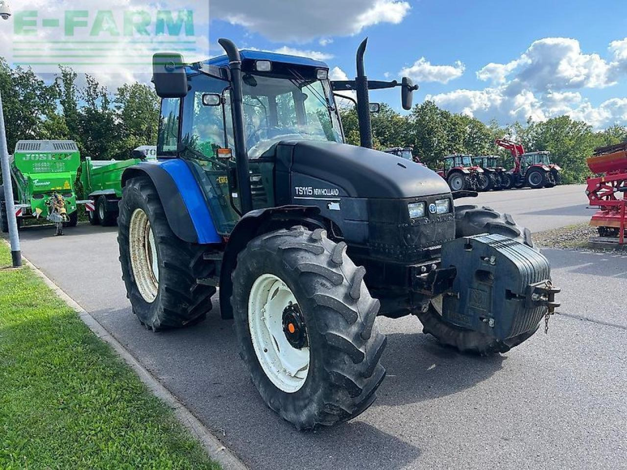 New Holland ts 115 - Трактор: снимка 5 New Holland ts 115 - Трактор: снимка 5