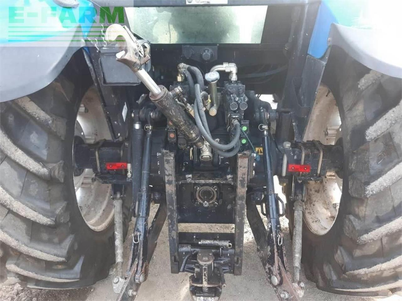 New Holland ts90 - Трактор: снимка 3 New Holland ts90 - Трактор: снимка 3