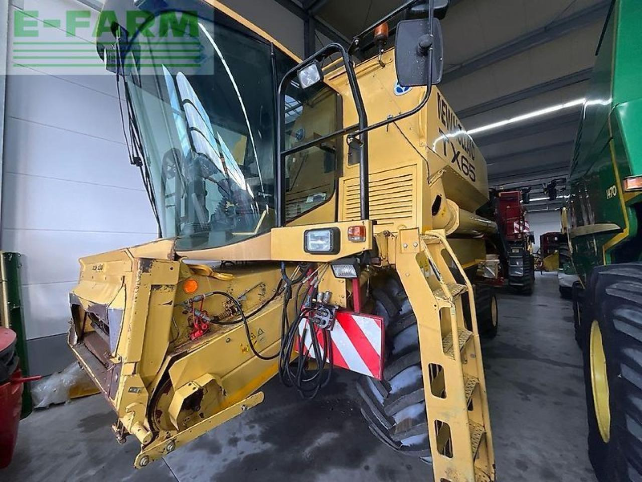 New Holland tx 65 - Зърнокомбайн: снимка 2 New Holland tx 65 - Зърнокомбайн: снимка 2