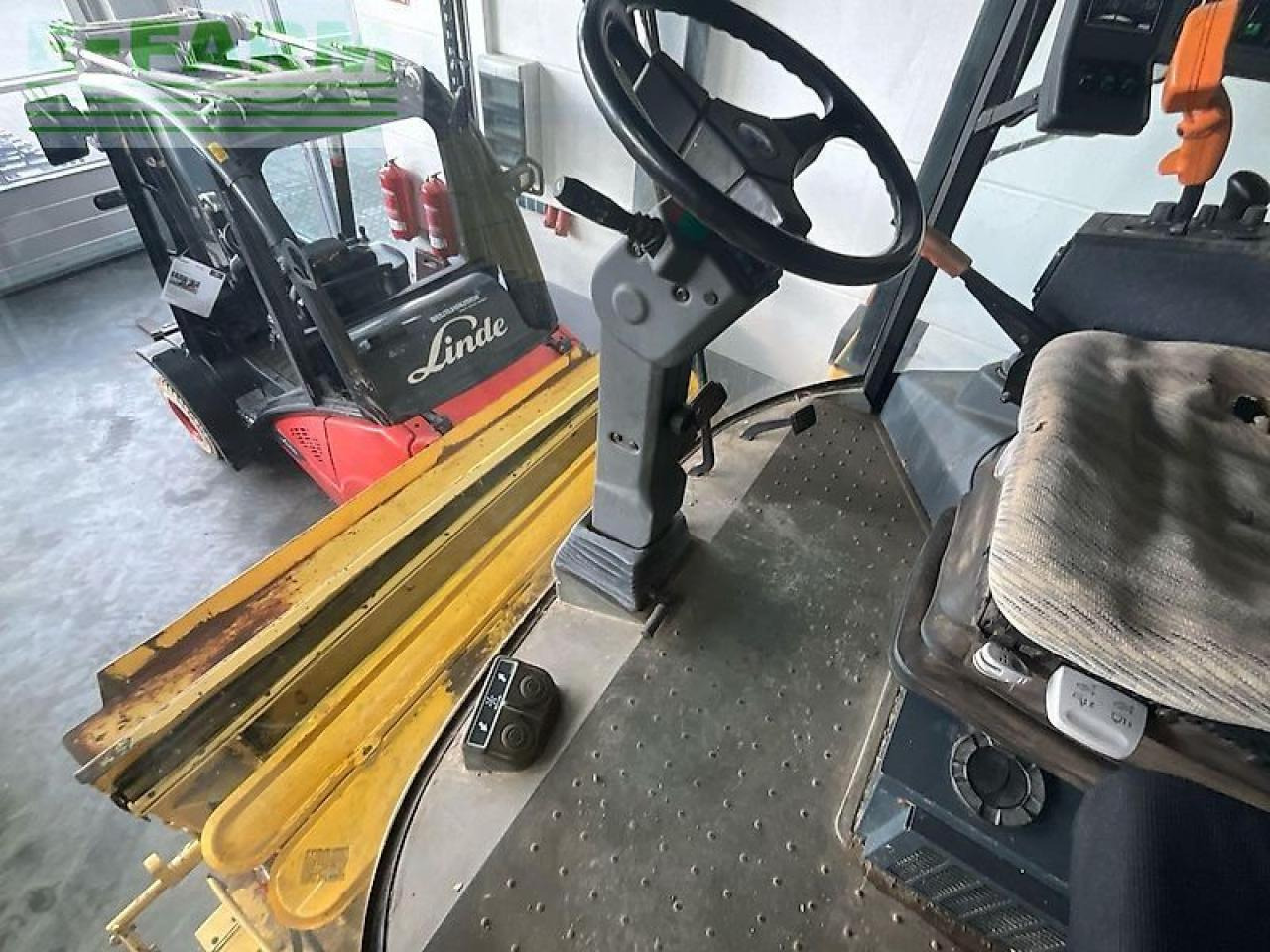 Зърнокомбайн New Holland tx 65: снимка 8