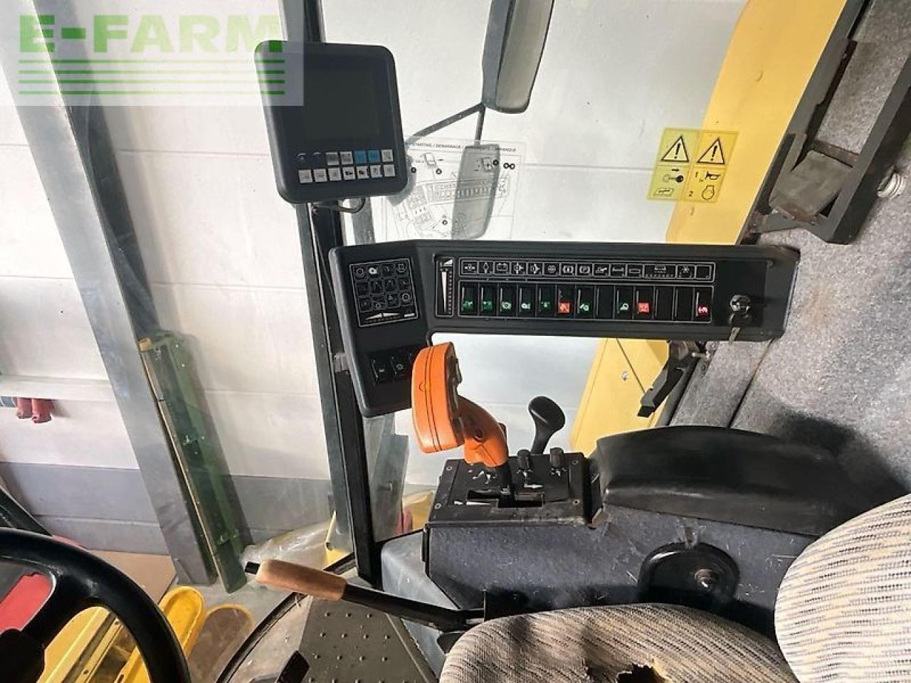 Зърнокомбайн New Holland tx 65: снимка 7