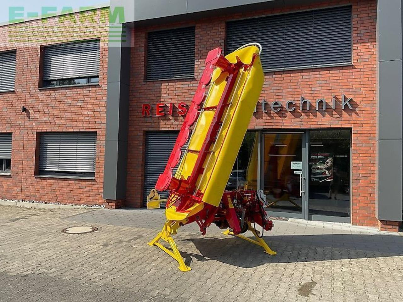 Pöttinger novacat 302 - Косачка: снимка 1 Pöttinger novacat 302 - Косачка: снимка 1