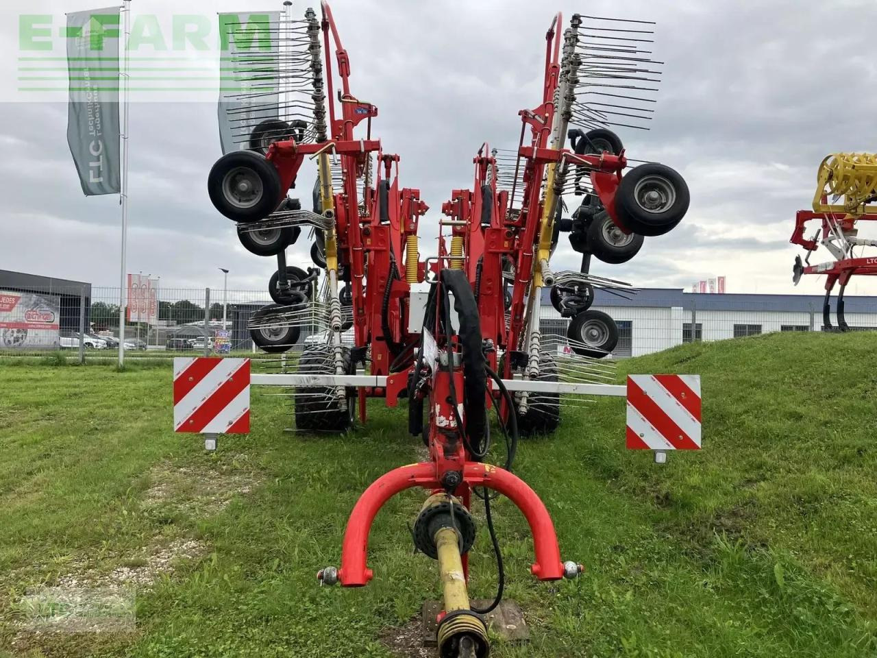 Pöttinger top 1252 c s-line - Гребло/ Сенообръщачка: снимка 5 Pöttinger top 1252 c s-line - Гребло/ Сенообръщачка: снимка 5