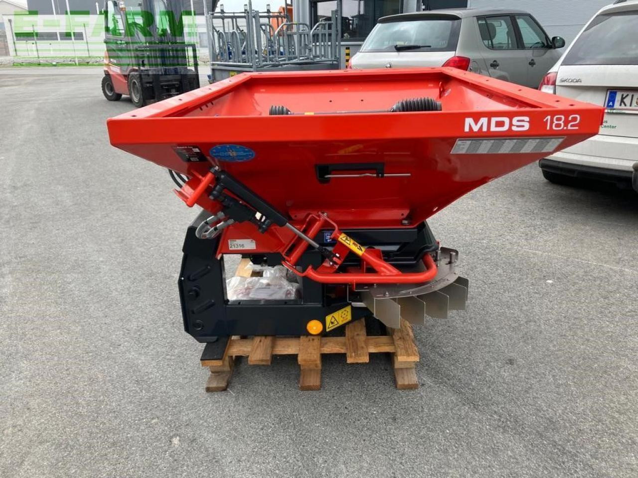 Rauch MDS 18.2 + Qauntron - Тороразпръсквачка: снимка 2 Rauch MDS 18.2 + Qauntron - Тороразпръсквачка: снимка 2