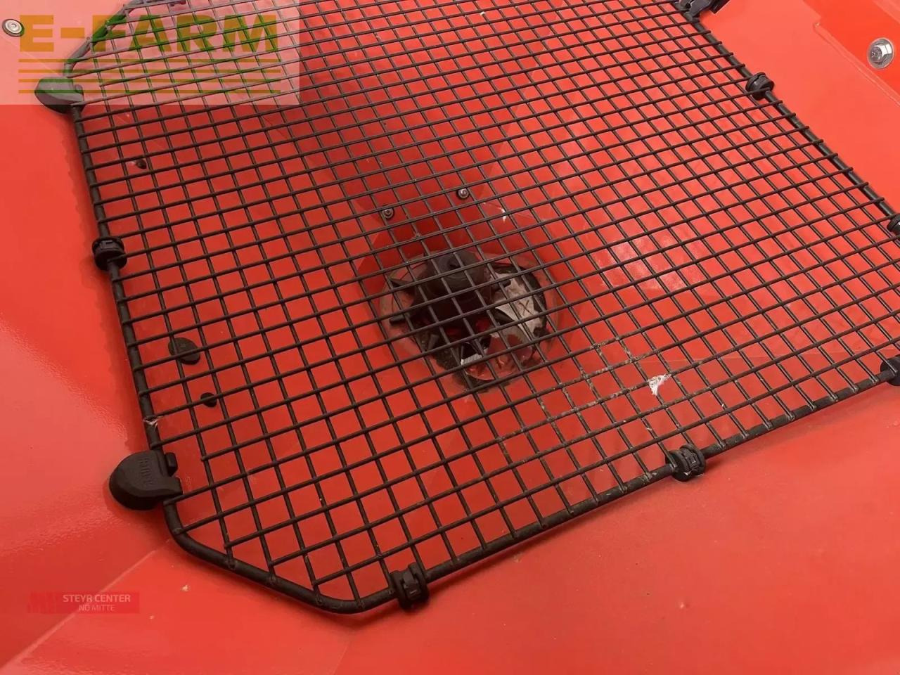 Rauch axis m 30.2 emc + w isobus - Тороразпръсквачка: снимка 3 Rauch axis m 30.2 emc + w isobus - Тороразпръсквачка: снимка 3