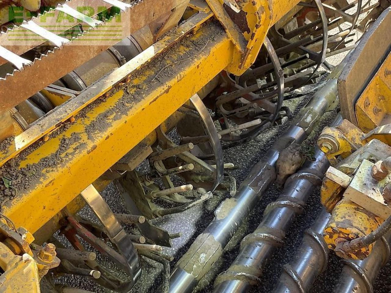 Комбайн за цвекло Ropa euro tiger: снимка 19 Комбайн за цвекло Ropa euro tiger: снимка 19