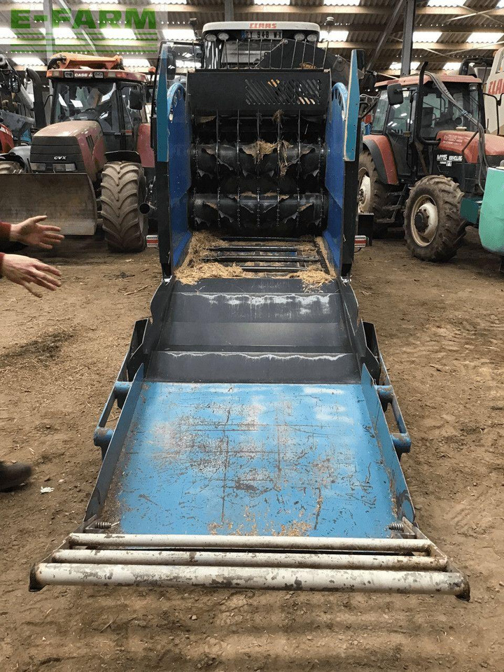 Rostselmash p 210 - Техника за животновъдство: снимка 3 Rostselmash p 210 - Техника за животновъдство: снимка 3