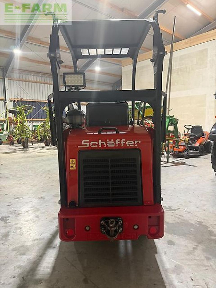 Schäffer 2028 - Мини багер: снимка 3 Schäffer 2028 - Мини багер: снимка 3