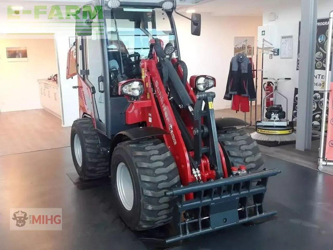 Schäffer 23e mit kabine - Колесен товарач: снимка 3 Schäffer 23e mit kabine - Колесен товарач: снимка 3