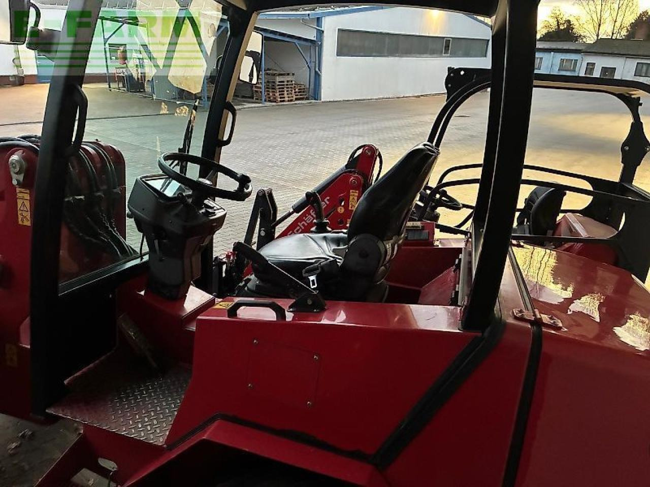 Schäffer 5058 z - Мини багер: снимка 4 Schäffer 5058 z - Мини багер: снимка 4