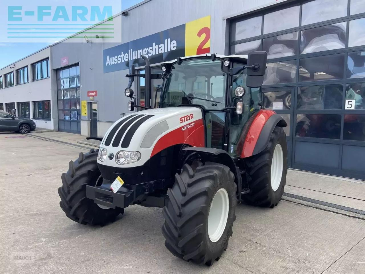 Steyr 4075 kompakt - Трактор: снимка 1 Steyr 4075 kompakt - Трактор: снимка 1