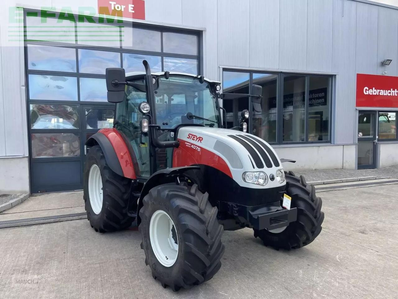 Steyr 4075 kompakt - Трактор: снимка 3 Steyr 4075 kompakt - Трактор: снимка 3