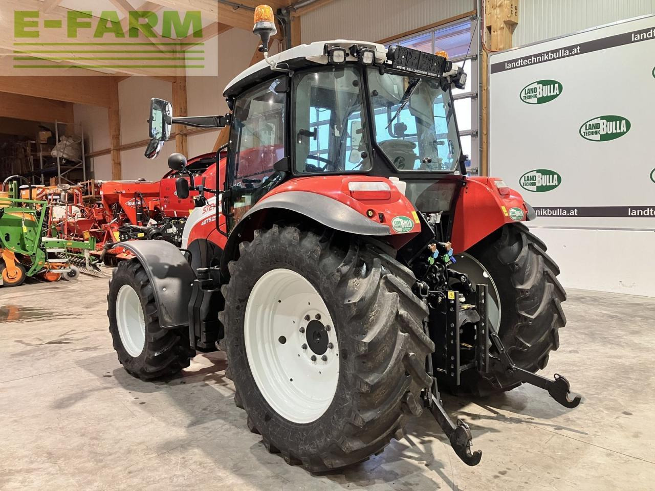 Steyr 4075 kompakt et profi - Трактор: снимка 4 Steyr 4075 kompakt et profi - Трактор: снимка 4