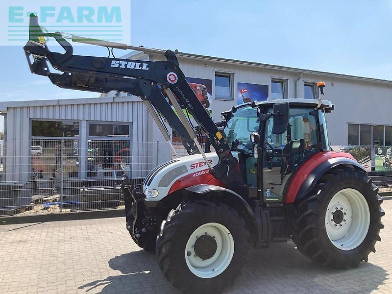 Steyr 4095 kompakt - Трактор: снимка 2 Steyr 4095 kompakt - Трактор: снимка 2