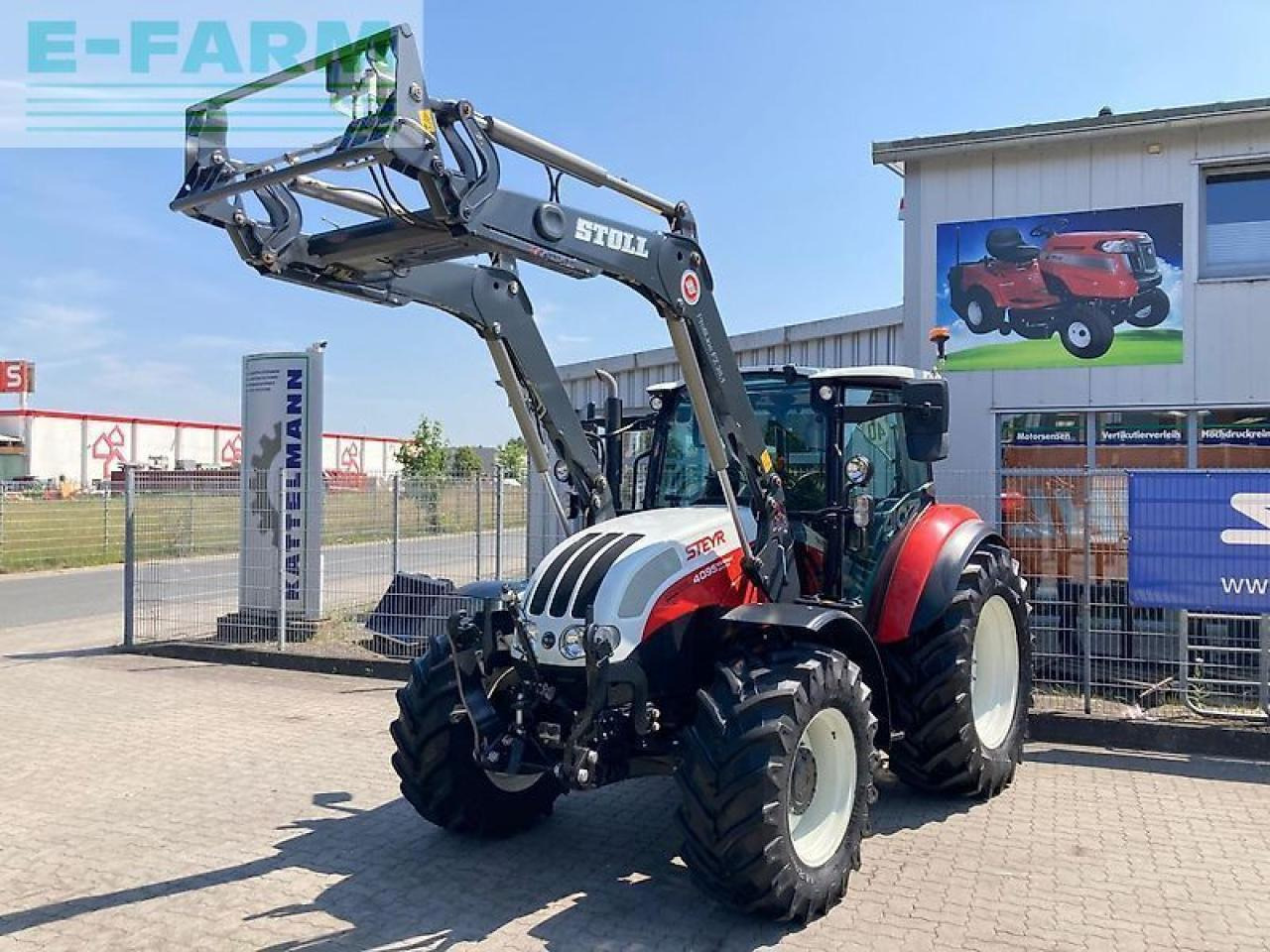 Steyr 4095 kompakt - Трактор: снимка 1 Steyr 4095 kompakt - Трактор: снимка 1