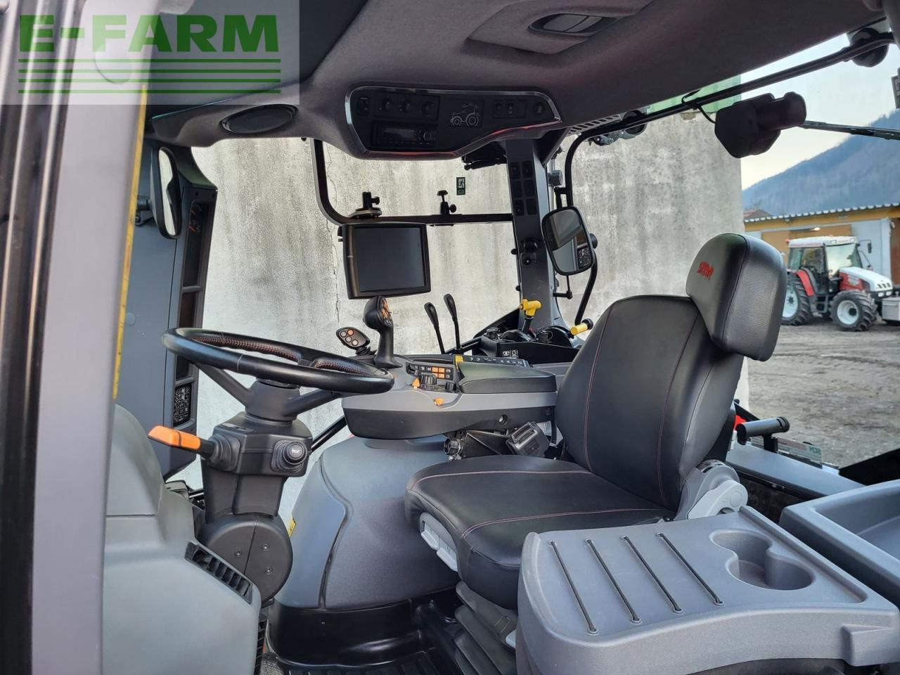 Steyr 4100 expert cvt CVT - Трактор: снимка 5 Steyr 4100 expert cvt CVT - Трактор: снимка 5