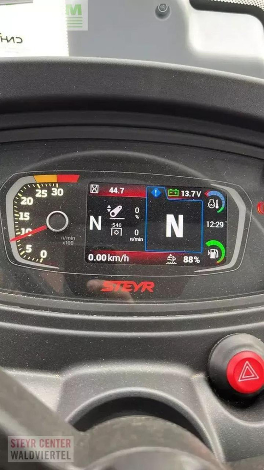 Steyr 4100 plus - Трактор: снимка 2 Steyr 4100 plus - Трактор: снимка 2