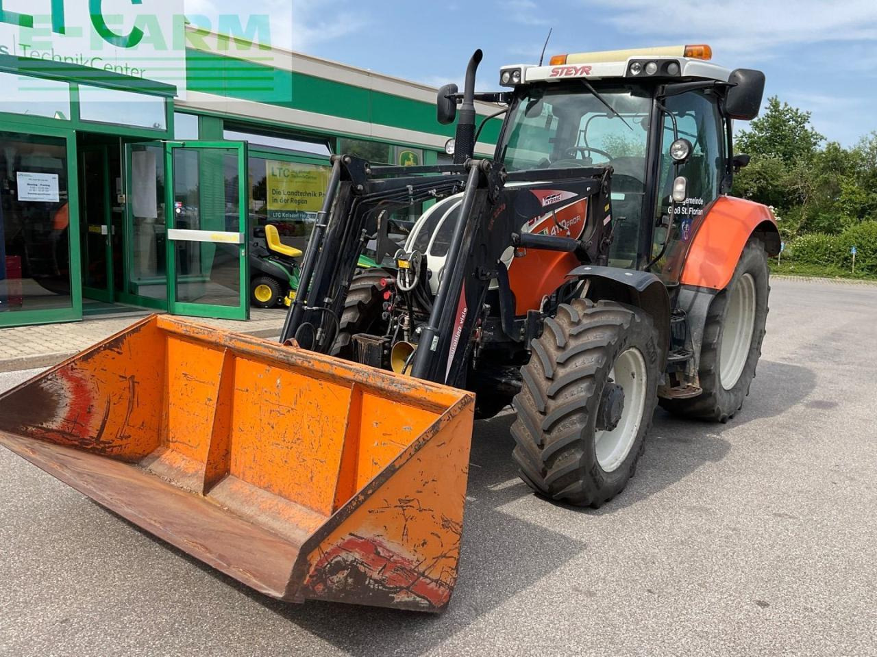 Steyr 4110 Profi - Трактор: снимка 1 Steyr 4110 Profi - Трактор: снимка 1