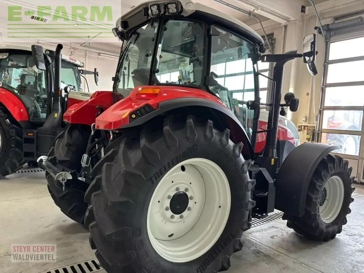 Steyr 4120 multi (stage v) - Трактор: снимка 2 Steyr 4120 multi (stage v) - Трактор: снимка 2