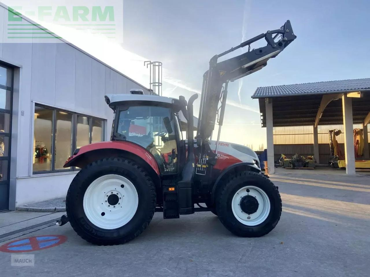 Steyr 4125 profi cvt CVT - Трактор: снимка 5 Steyr 4125 profi cvt CVT - Трактор: снимка 5