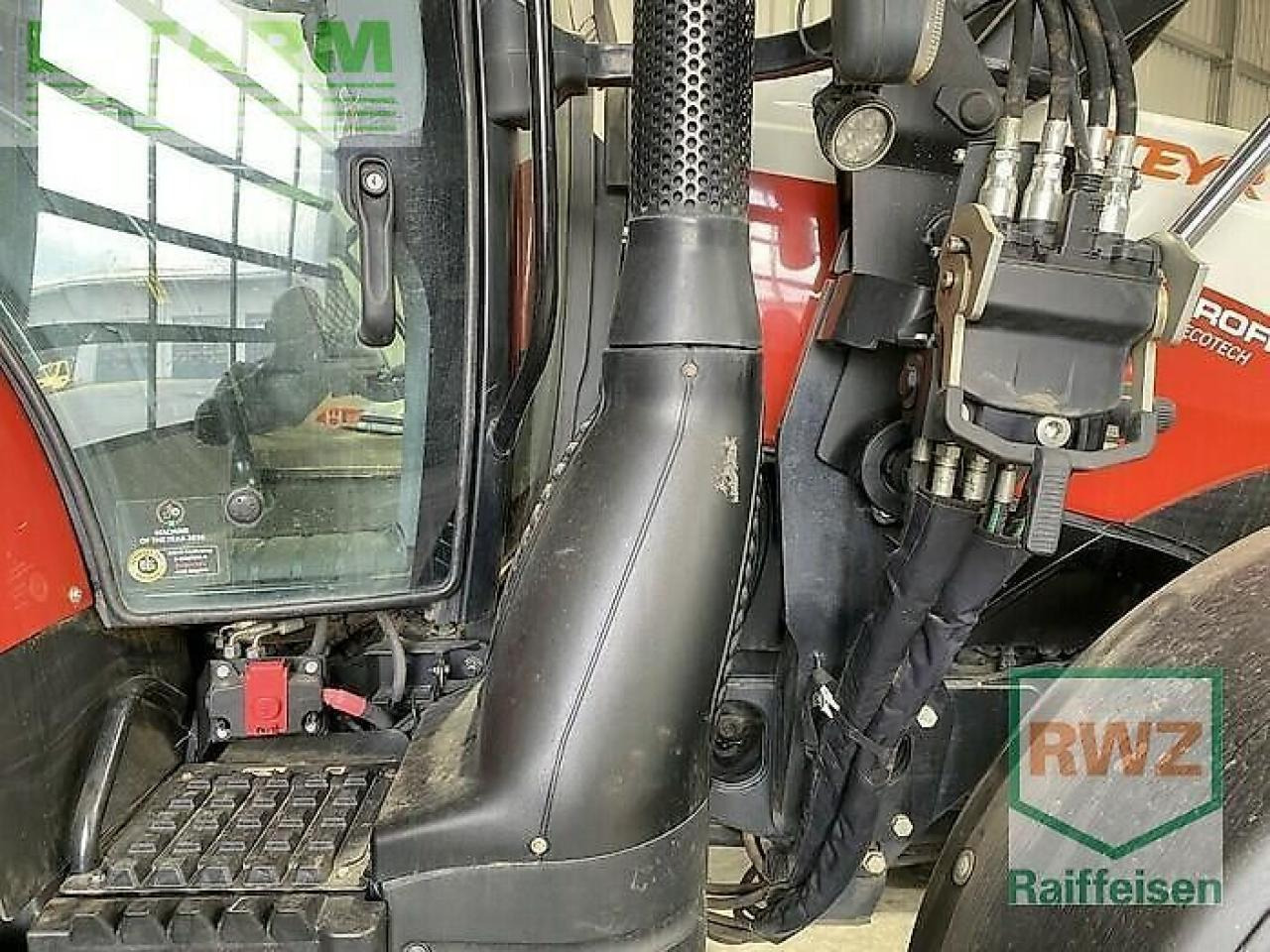 Steyr 6145 profi - Трактор: снимка 3 Steyr 6145 profi - Трактор: снимка 3