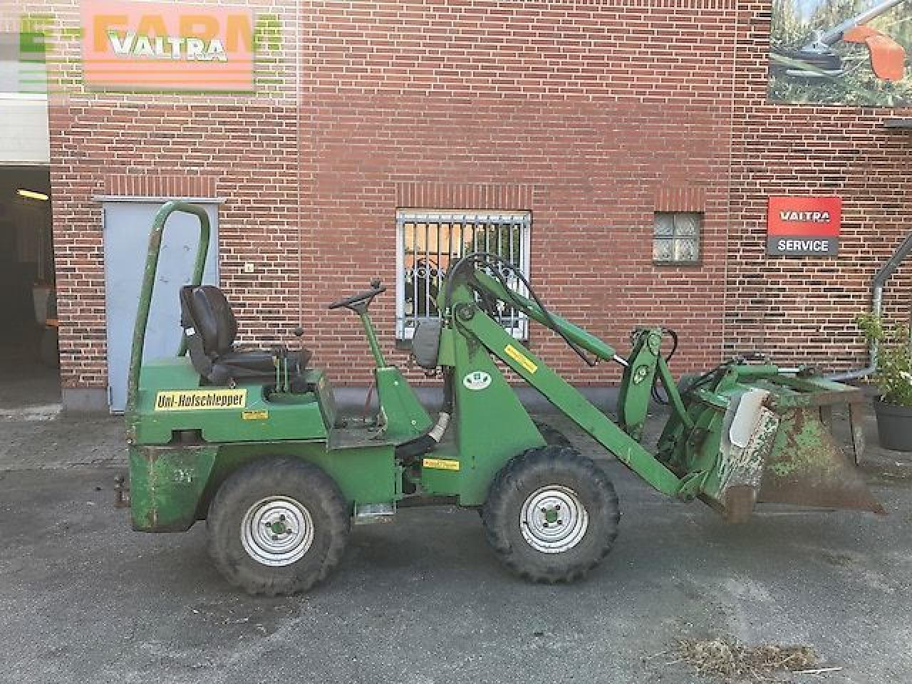 Striegel uni hoflader 110 dy - Мини багер: снимка 1 Striegel uni hoflader 110 dy - Мини багер: снимка 1