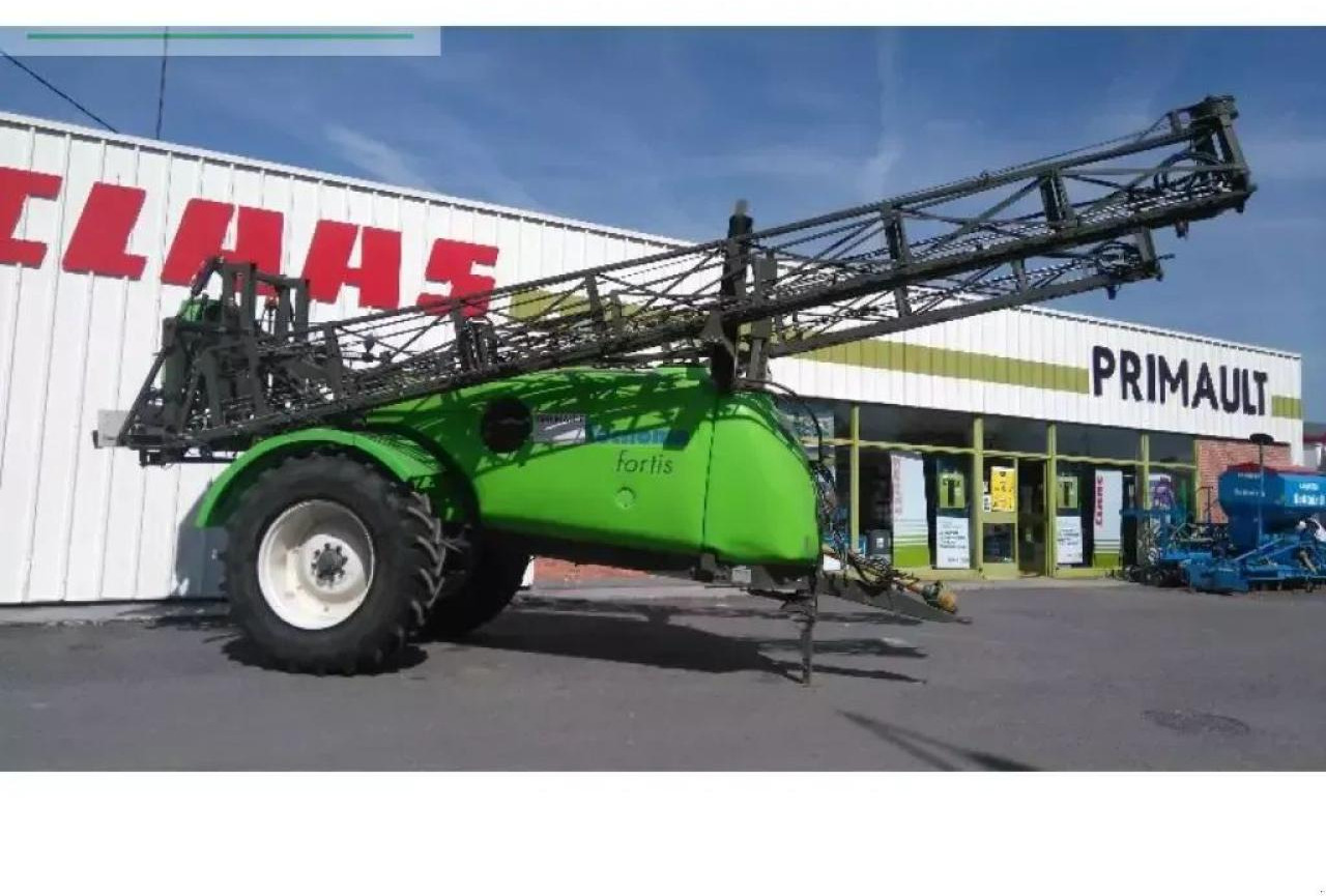 Tecnoma fortis 4300 - Прикачна пръскачка: снимка 3 Tecnoma fortis 4300 - Прикачна пръскачка: снимка 3