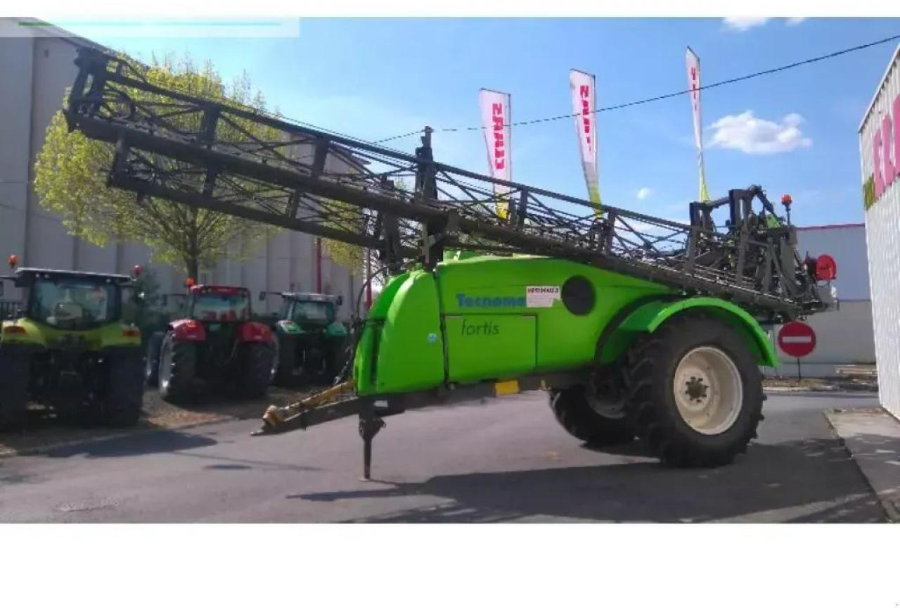 Tecnoma fortis 4300 - Прикачна пръскачка: снимка 1 Tecnoma fortis 4300 - Прикачна пръскачка: снимка 1