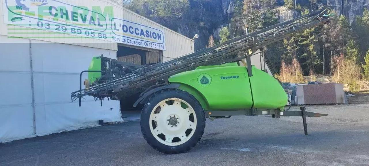 Tecnoma tecnis 3100 - Прикачна пръскачка: снимка 1 Tecnoma tecnis 3100 - Прикачна пръскачка: снимка 1