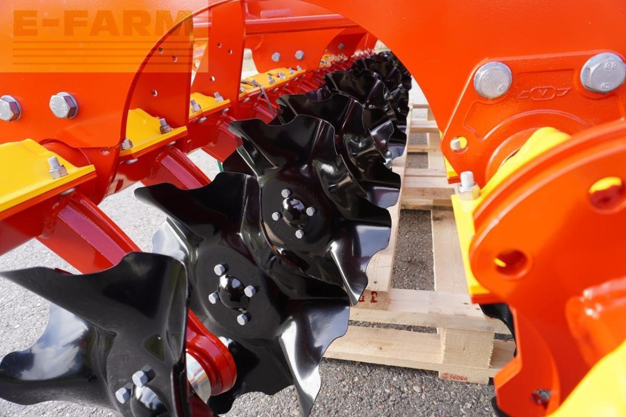 Väderstad carrier xt 425 - Дискова брана: снимка 2 Väderstad carrier xt 425 - Дискова брана: снимка 2