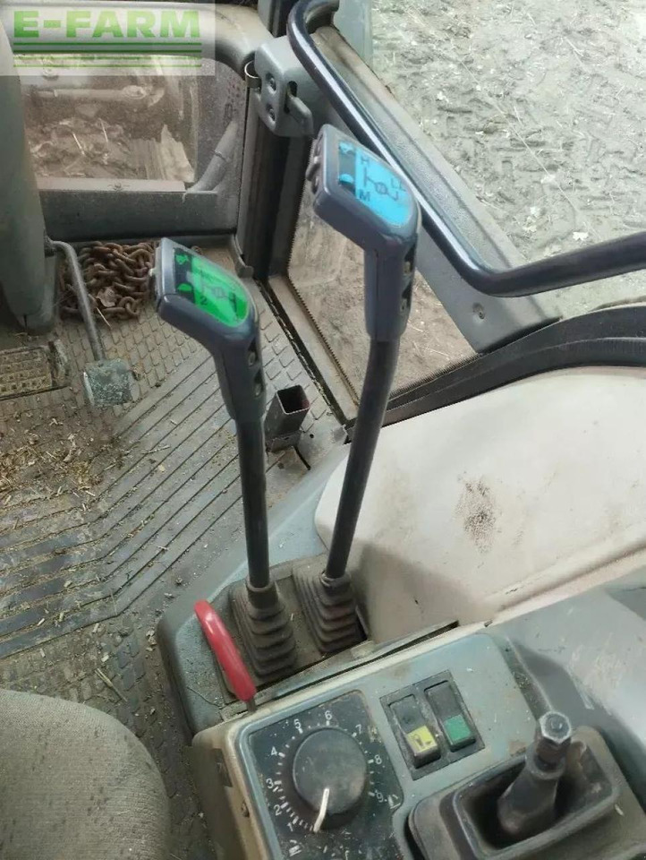 Valtra 8050 hitech HiTech - Трактор: снимка 5 Valtra 8050 hitech HiTech - Трактор: снимка 5