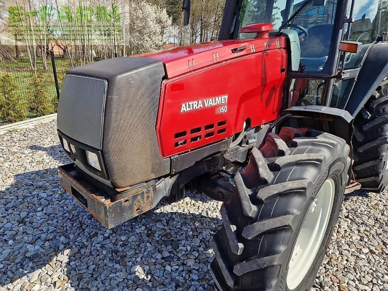 Valtra 8050 hitech HiTech - Трактор: снимка 2 Valtra 8050 hitech HiTech - Трактор: снимка 2