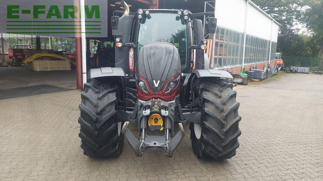 Valtra T 174 - Трактор: снимка 3 Valtra T 174 - Трактор: снимка 3