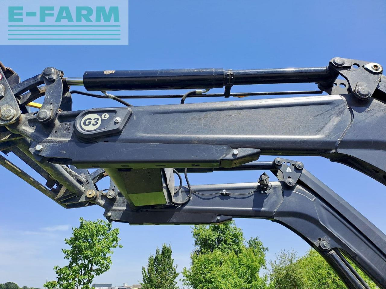 Трактор Valtra a 74: снимка 15