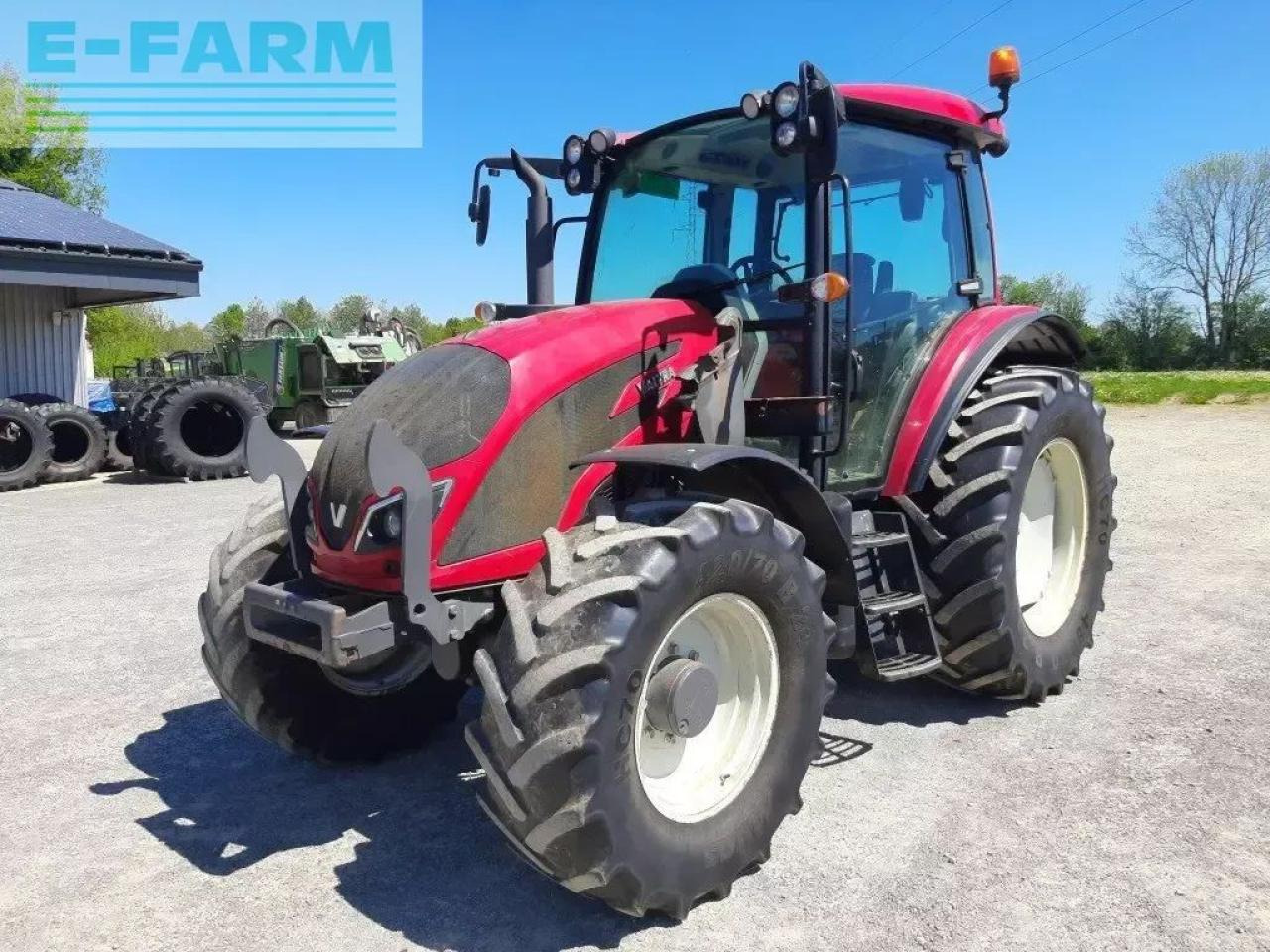 Valtra a114 - Трактор: снимка 1 Valtra a114 - Трактор: снимка 1