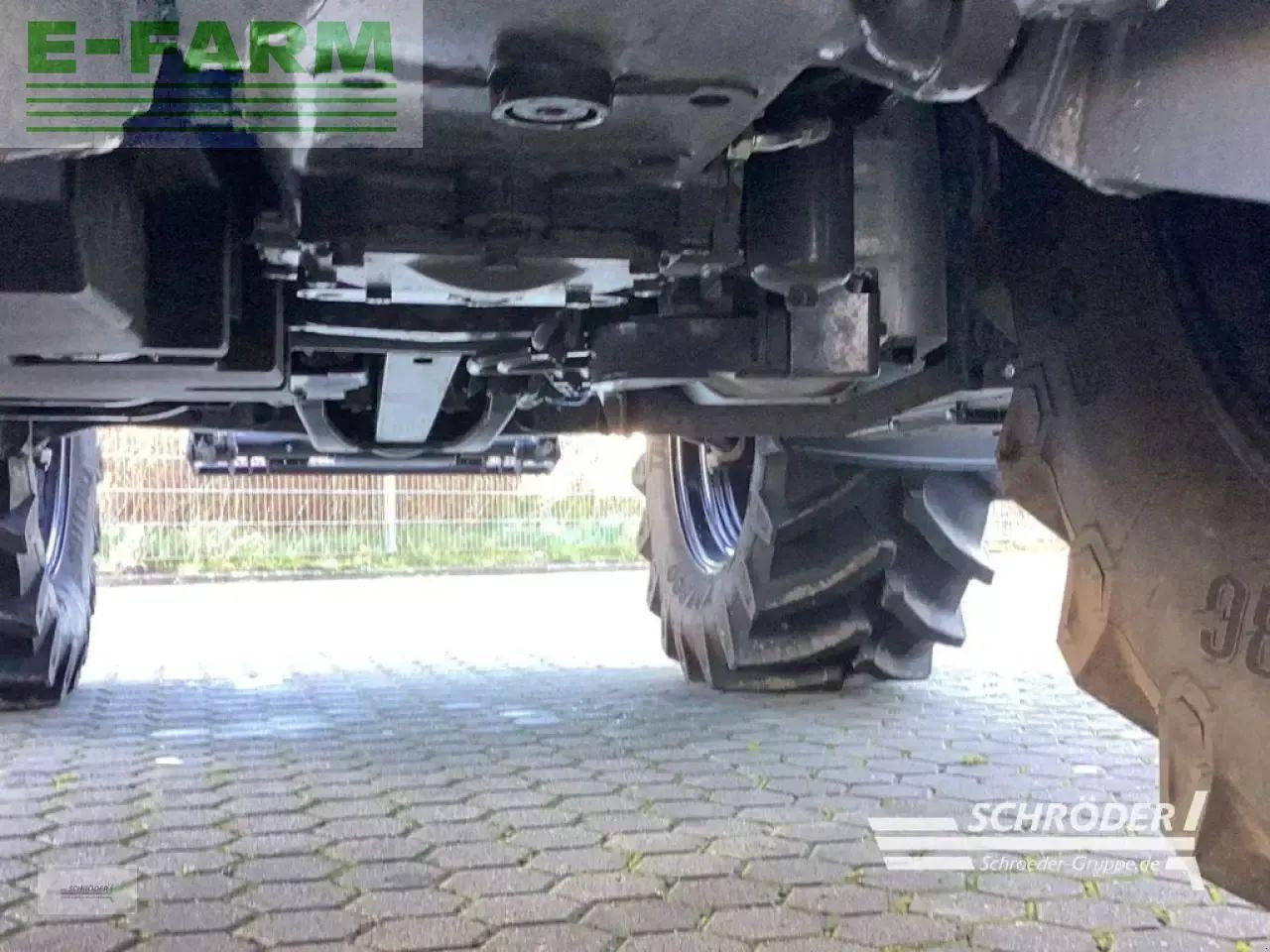 Трактор Valtra g 135 a: снимка 20