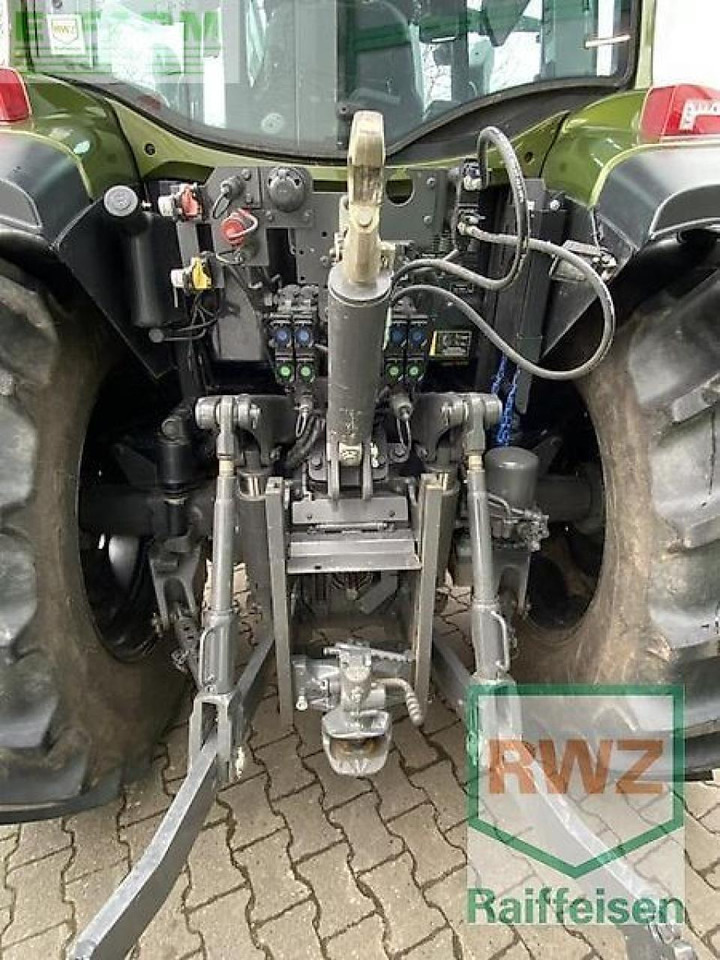 Valtra g135 v schlepper - Трактор: снимка 5 Valtra g135 v schlepper - Трактор: снимка 5