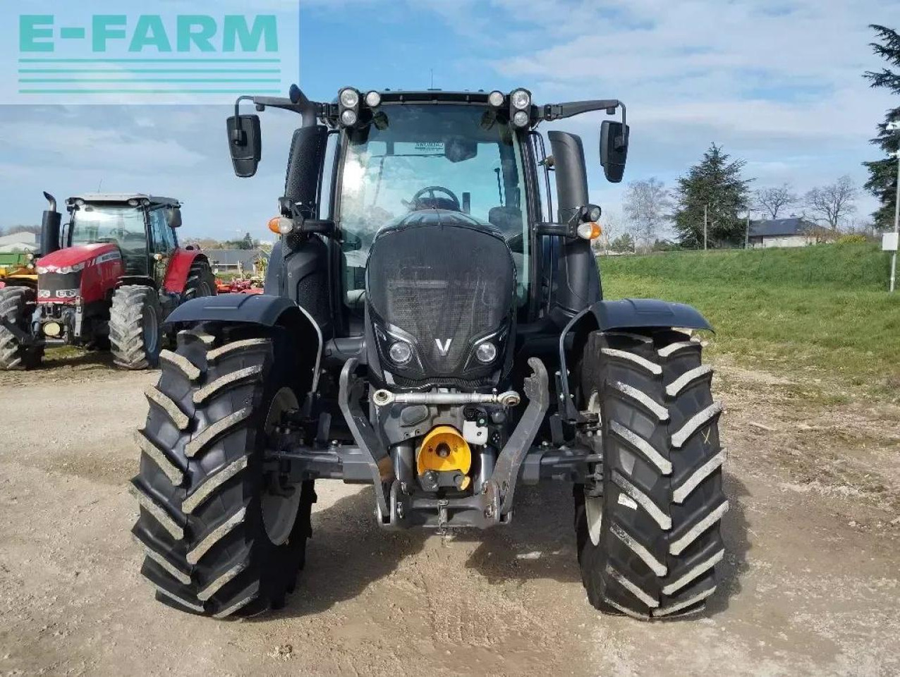 Valtra n 134 active Active - Трактор: снимка 1 Valtra n 134 active Active - Трактор: снимка 1