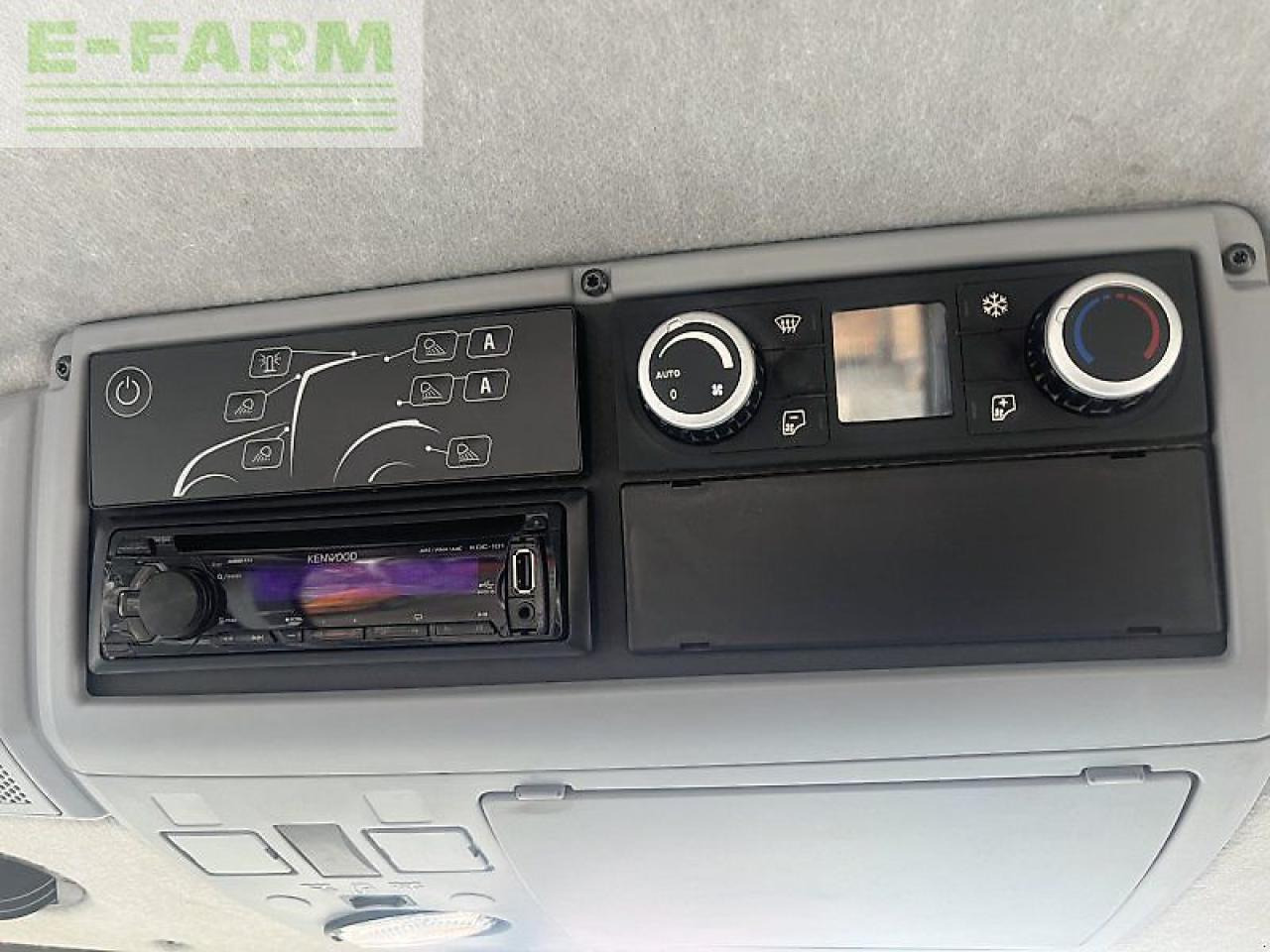 Трактор Valtra n 134 aktiv: снимка 7