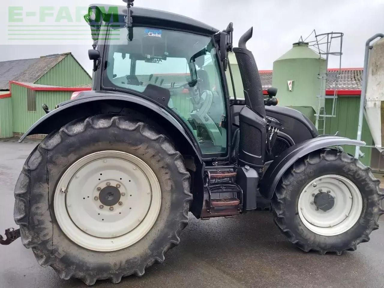 Valtra n 134 hitech HiTech - Трактор: снимка 5 Valtra n 134 hitech HiTech - Трактор: снимка 5