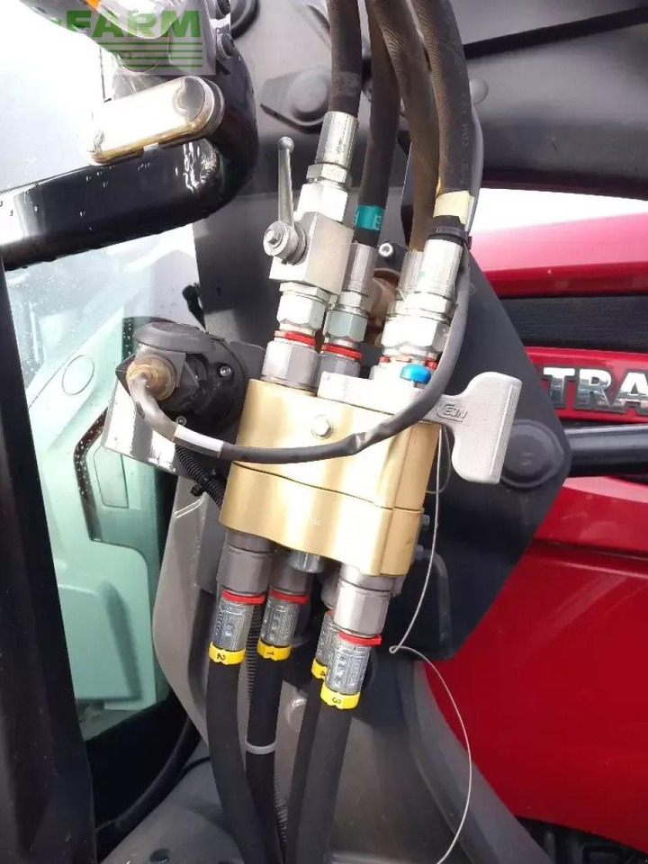 Трактор Valtra n 135 hitech 5 HiTech: снимка 9