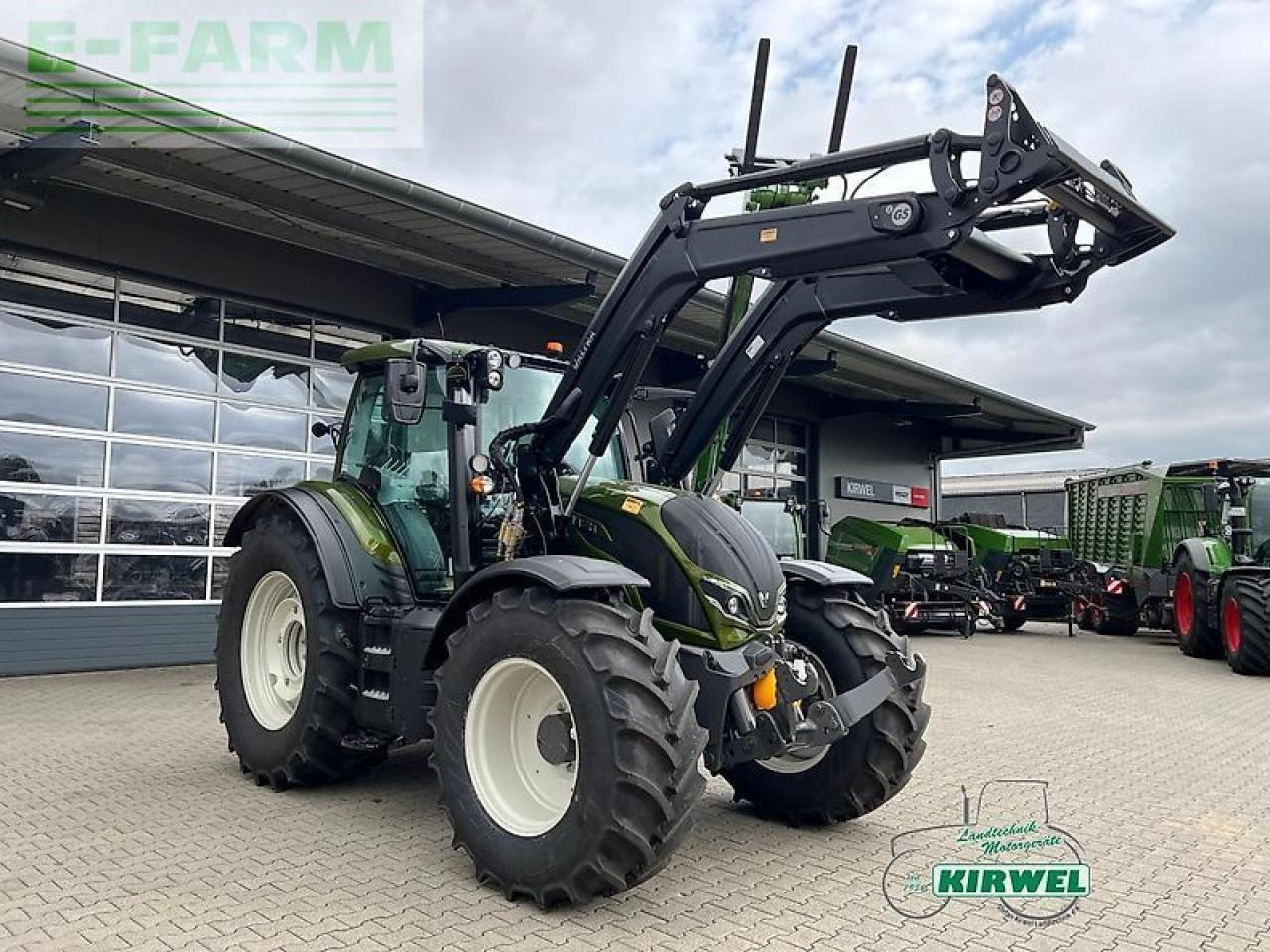 Valtra n 155 active Active - Трактор: снимка 1 Valtra n 155 active Active - Трактор: снимка 1