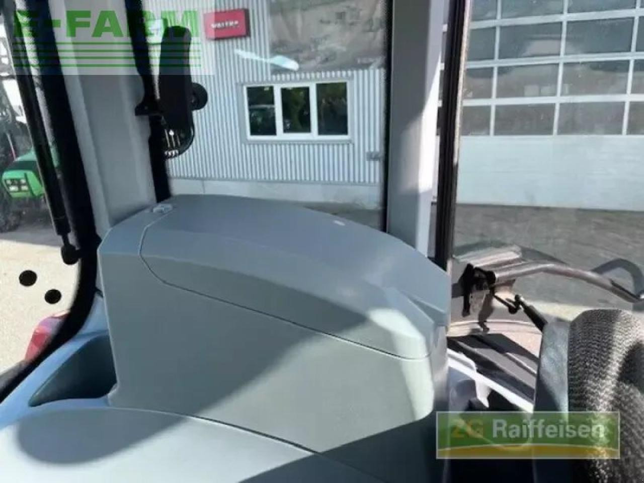 Valtra n 175 direct Direct - Трактор: снимка 2 Valtra n 175 direct Direct - Трактор: снимка 2