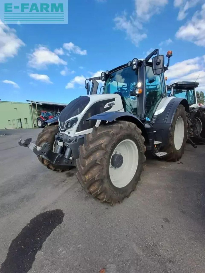 Valtra n135 active Active - Трактор: снимка 1 Valtra n135 active Active - Трактор: снимка 1