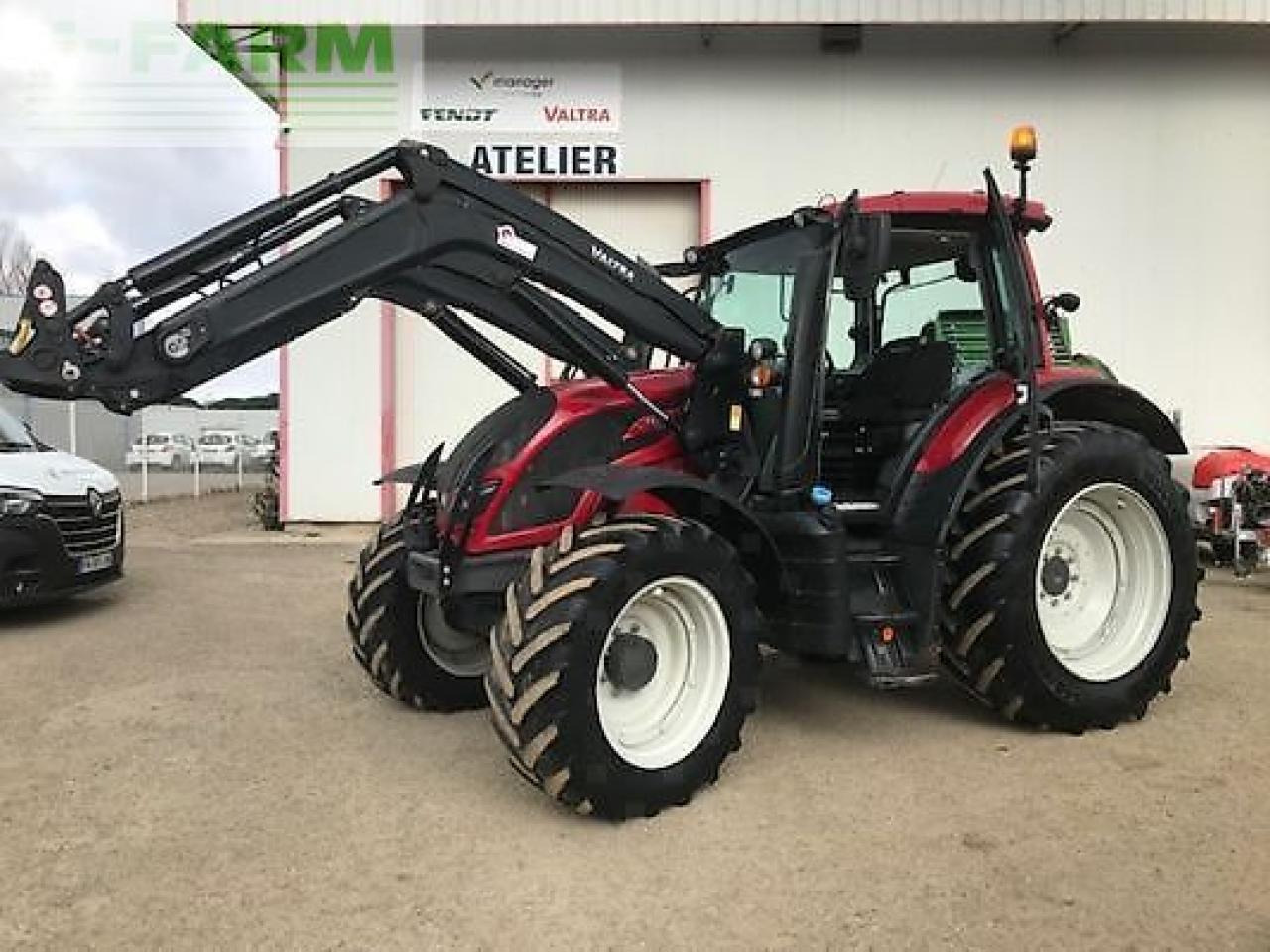 Valtra n154d - Трактор: снимка 1 Valtra n154d - Трактор: снимка 1